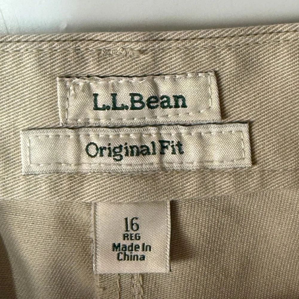 LL Bean Original Fit Shorts Womens 16 Khaki Tan Cotton Pleated High Rise Chino